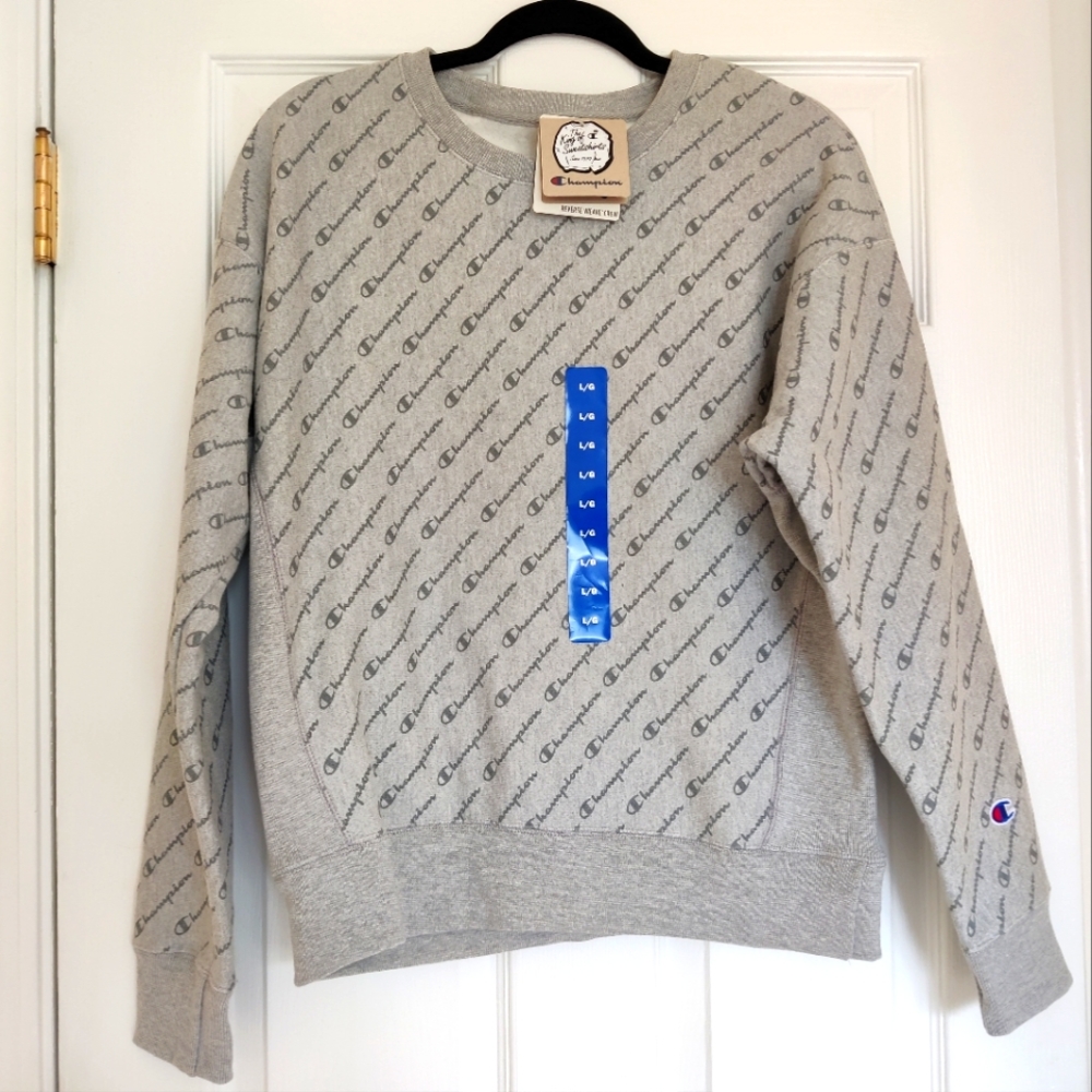 New Champion Crewneck Sweatshirt